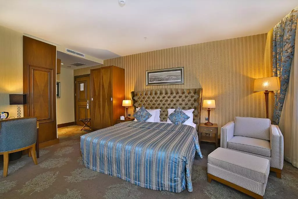 هتل آدلمار شیشلی